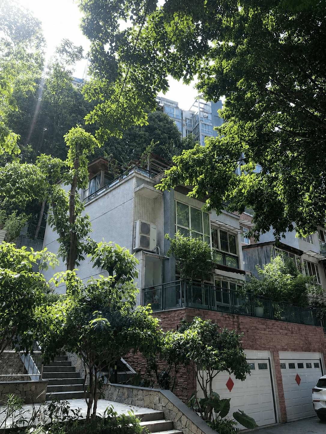 文昌岛居岁月从容升级：小小岛老别墅加装蒂升悦行款电梯